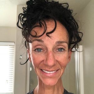 Meet your Posher, Pamela